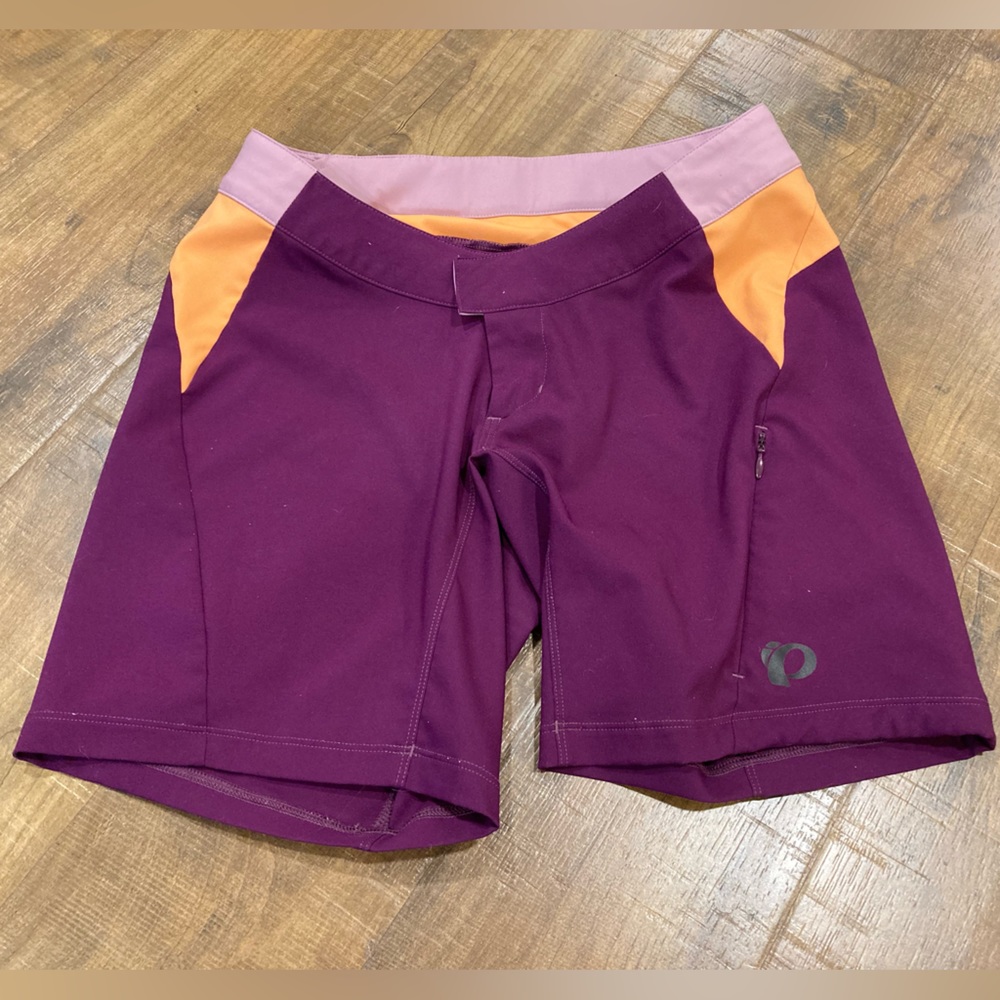 Pearl Izumi Women’s Mountain Bike Shorts